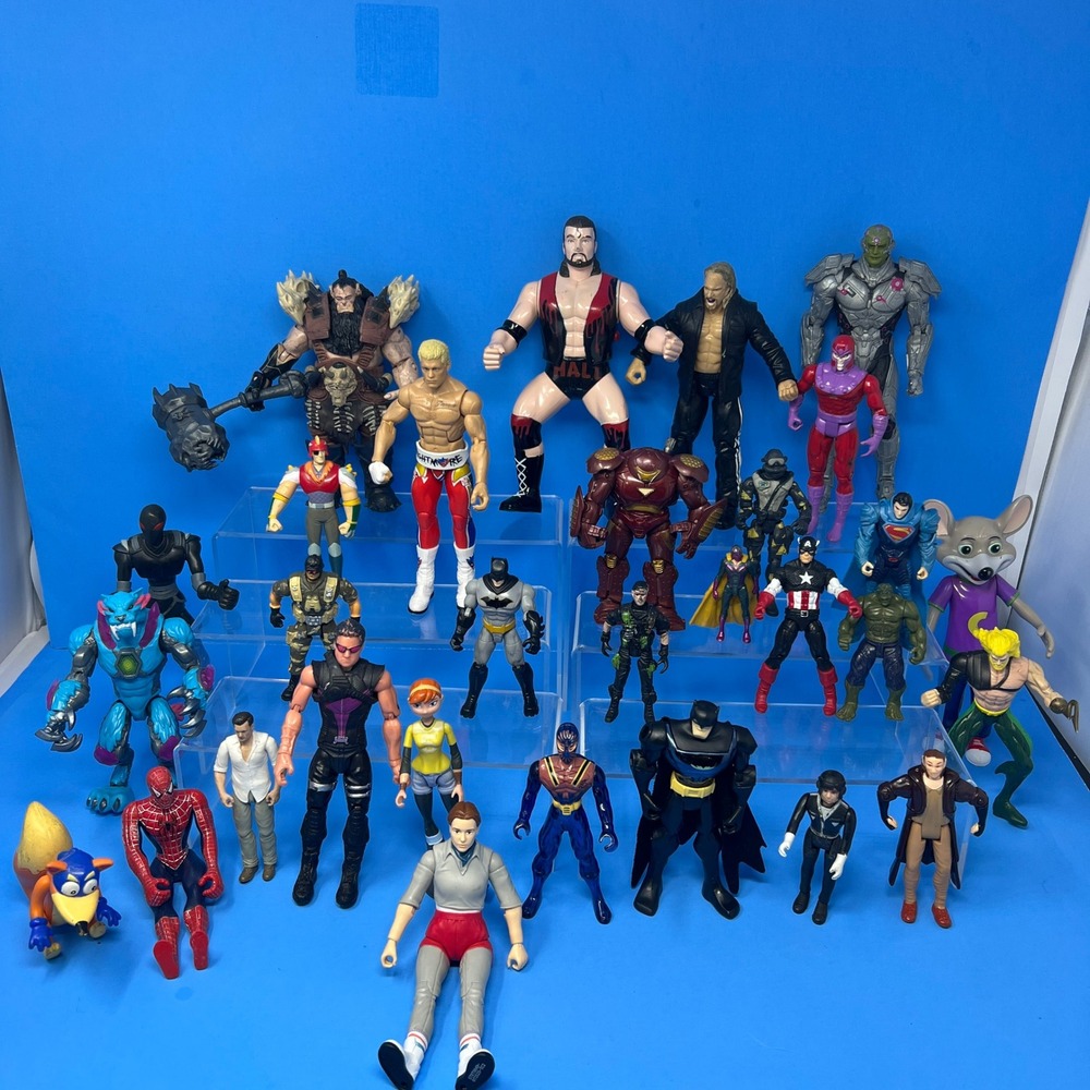 Mixed Brand Action Figure Lot 30pc Multicolor Marvel DC WWE Wrestling Warcraft